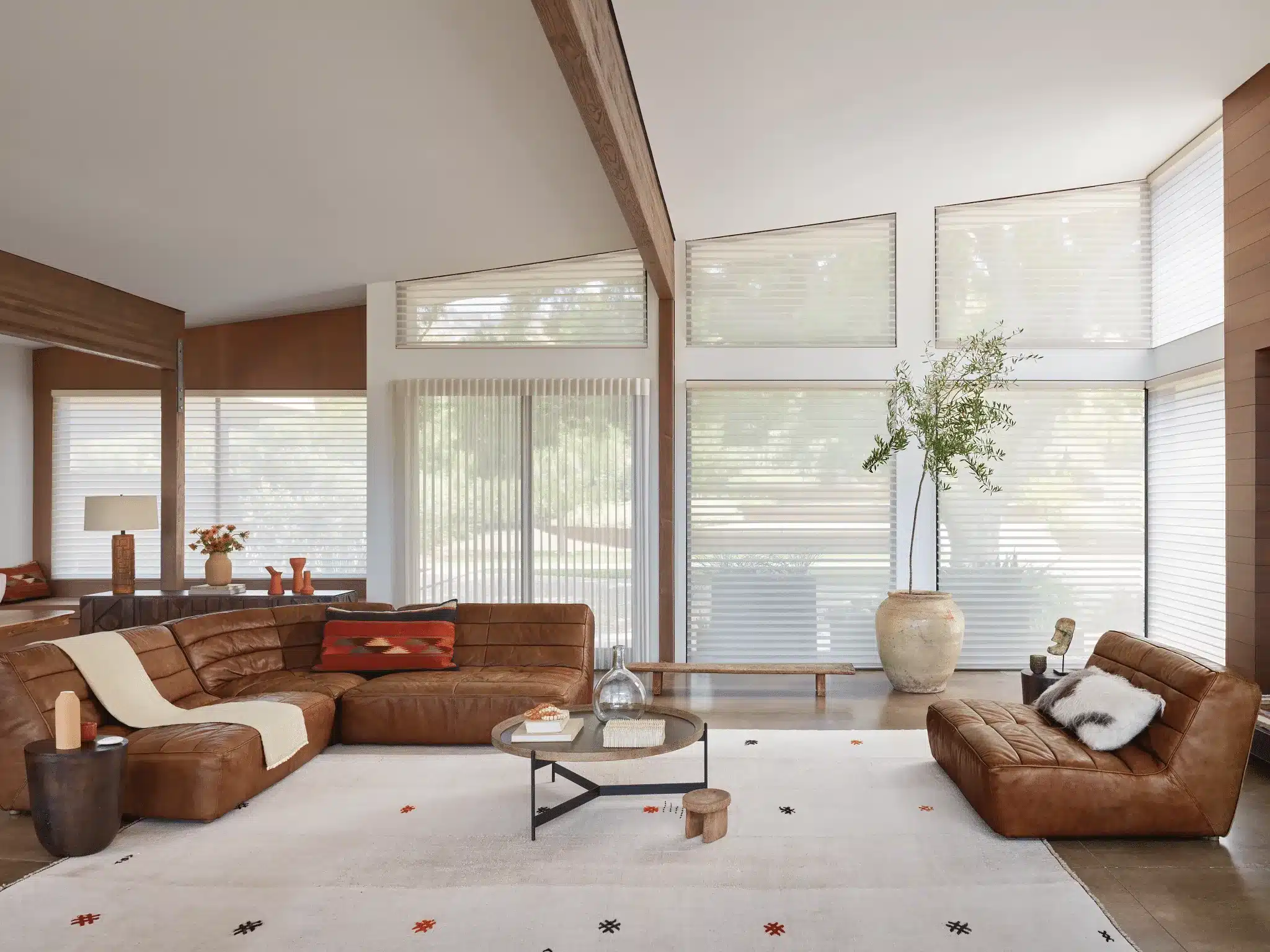 2020 WHS Stria PV Living Room Bench (1)